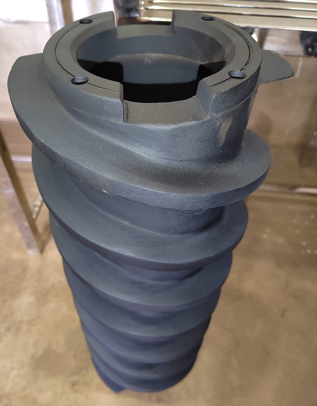 Sliky Feed Screw-DRPA,Bhuler Machine.L-19 inch,W-105 mm, Inner Bore-90 mm, Head Kata -1 inch 17 mm. Key both side W-25 mm,L-58 mm. Round from Round Distance-48 mm.